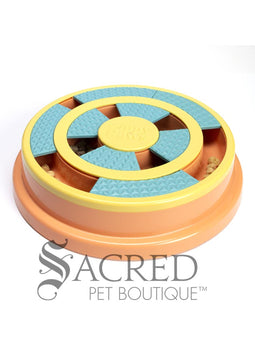 SmartyPaws Wagging Wheel Feeder