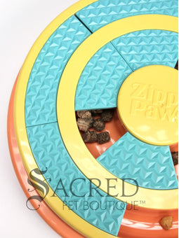 SmartyPaws Wagging Wheel Feeder